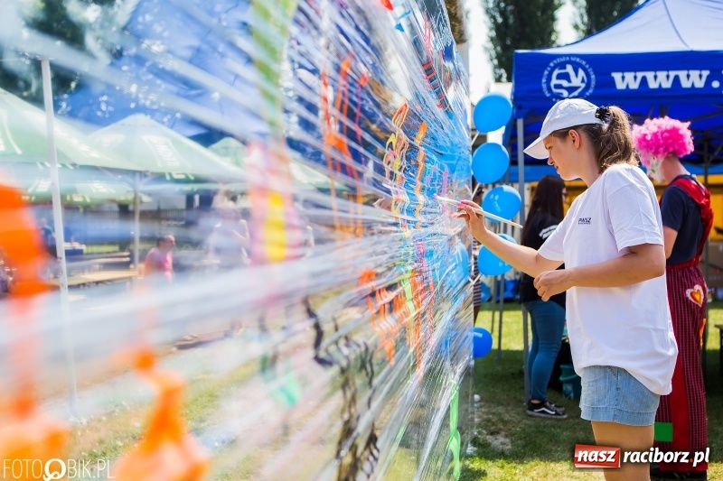 Zdjęcie w galerii na portalu naszraciborz.pl: Igrzyska Sport ku radości na stadionie PWSZ wiadomości z regionu