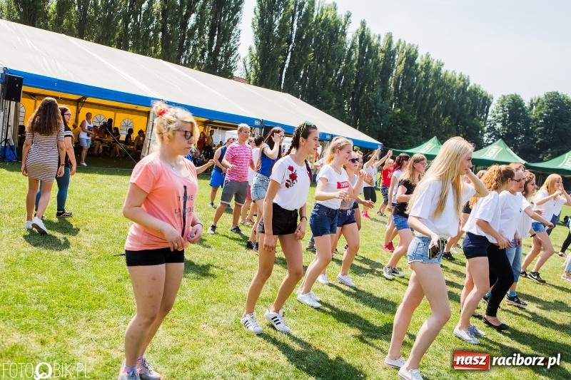 Zdjęcie w galerii na portalu naszraciborz.pl: Igrzyska Sport ku radości na stadionie PWSZ wiadomości z regionu