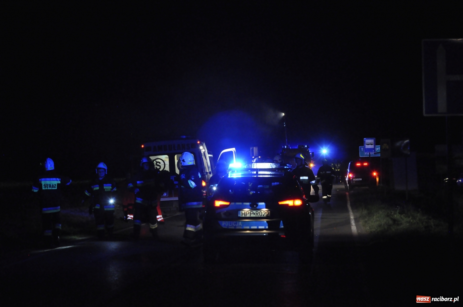 Zdjęcie w galerii na portalu naszraciborz.pl: Tragedia na DW 916 Racibórz-Pietraszyn. Nie żyje dwóch rowerzystów. Dwóch w szpitalu wiadomości z regionu