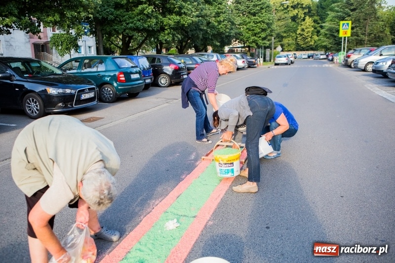 Zdjęcie w galerii na portalu naszraciborz.pl: Od rana cała Raciborszczyzna szykuje się na Boże Ciało  wiadomości z regionu