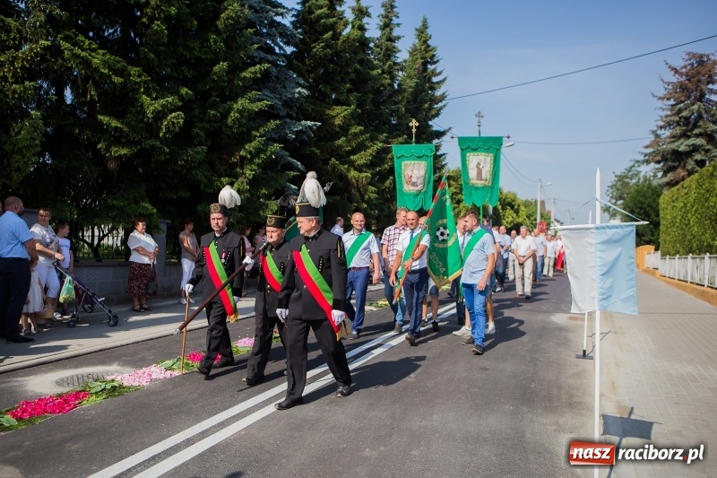 Zdjęcie w galerii na portalu naszraciborz.pl: Boże Ciało w raciborskich parafiach wiadomości z regionu
