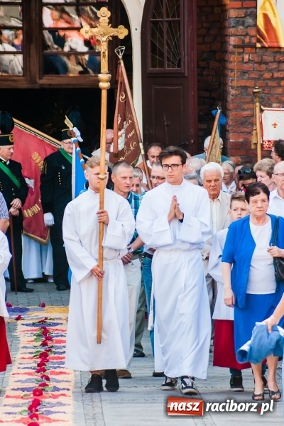 Zdjęcie w galerii na portalu naszraciborz.pl: Boże Ciało w raciborskich parafiach wiadomości z regionu