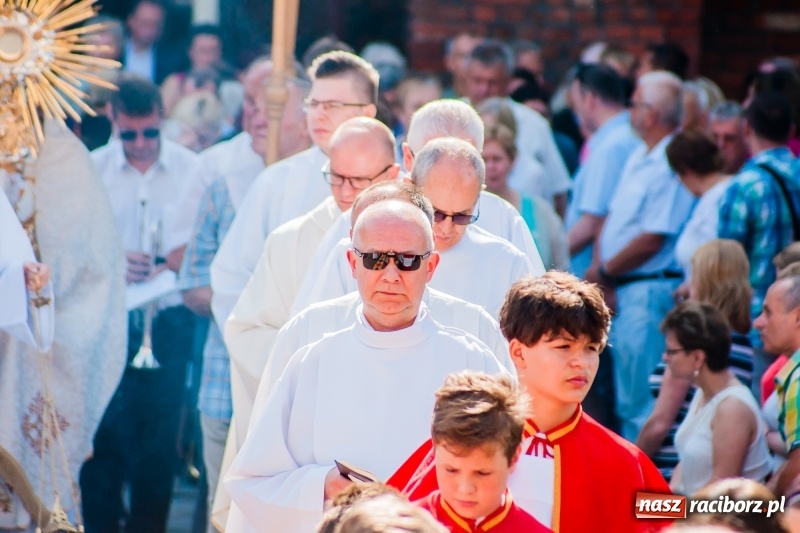 Zdjęcie w galerii na portalu naszraciborz.pl: Boże Ciało w raciborskich parafiach wiadomości z regionu