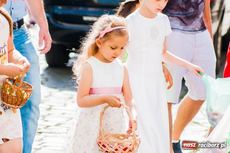 Zdjęcie w galerii na portalu naszraciborz.pl: Boże Ciało w raciborskich parafiach wiadomości z regionu