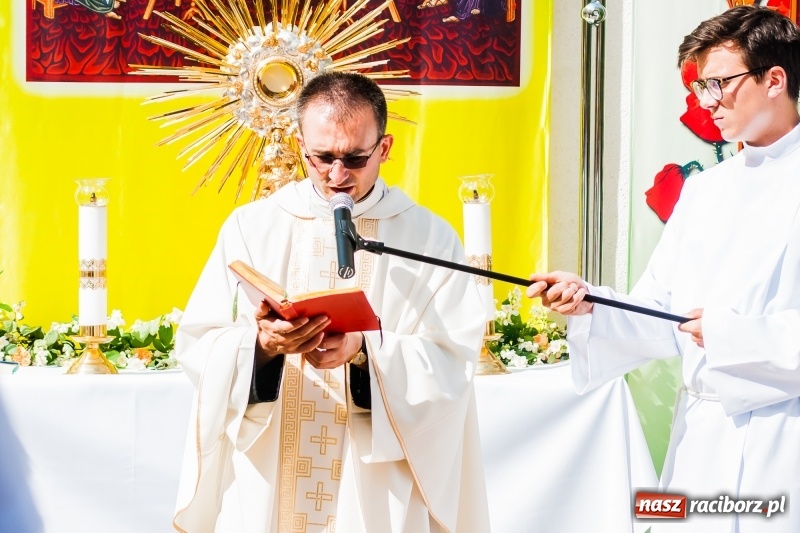 Zdjęcie w galerii na portalu naszraciborz.pl: Boże Ciało w raciborskich parafiach wiadomości z regionu