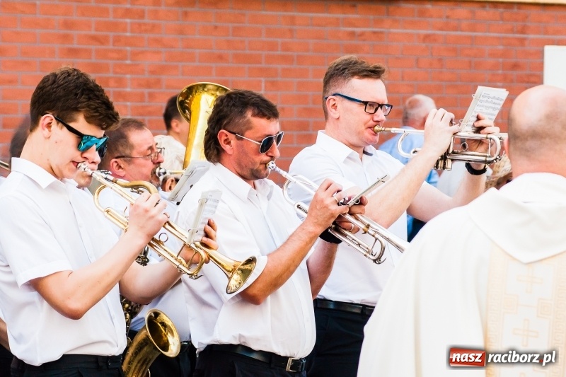 Zdjęcie w galerii na portalu naszraciborz.pl: Boże Ciało w raciborskich parafiach wiadomości z regionu
