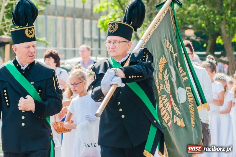Zdjęcie w galerii na portalu naszraciborz.pl: Boże Ciało w raciborskich parafiach wiadomości z regionu