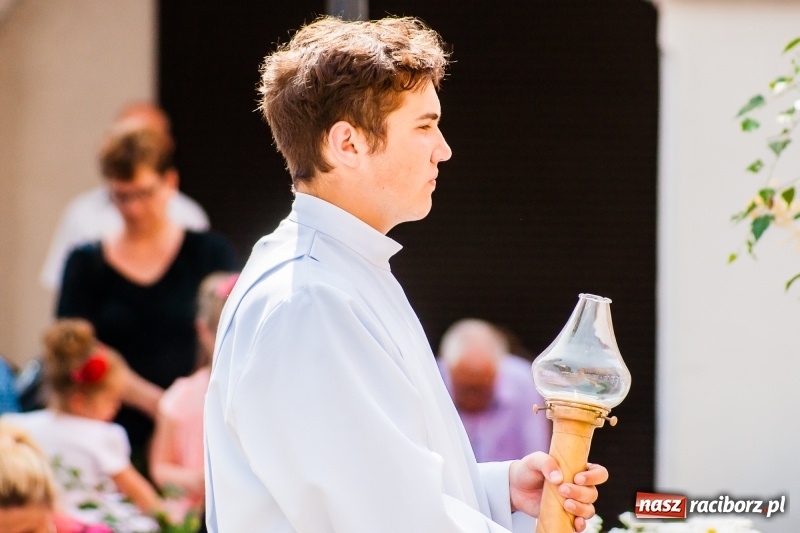 Zdjęcie w galerii na portalu naszraciborz.pl: Boże Ciało w raciborskich parafiach wiadomości z regionu