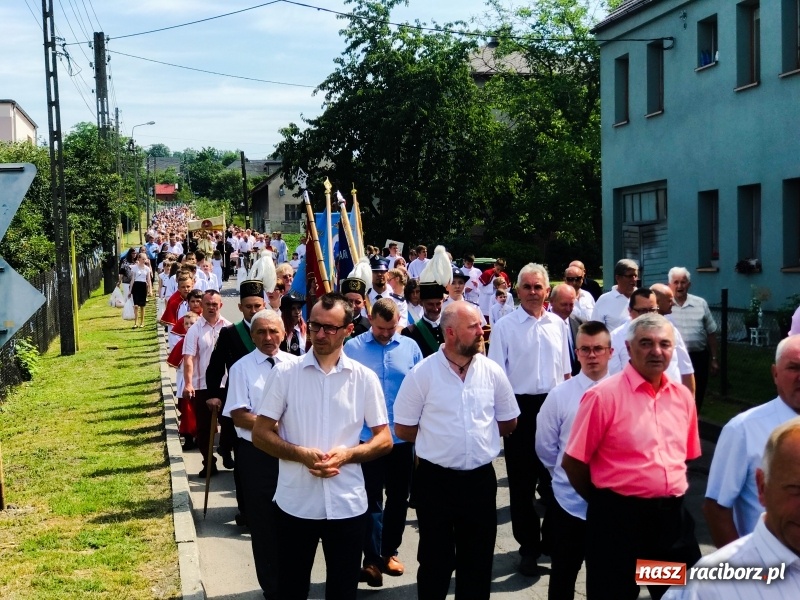 Zdjęcie w galerii na portalu naszraciborz.pl: Boże Ciało w raciborskich parafiach wiadomości z regionu