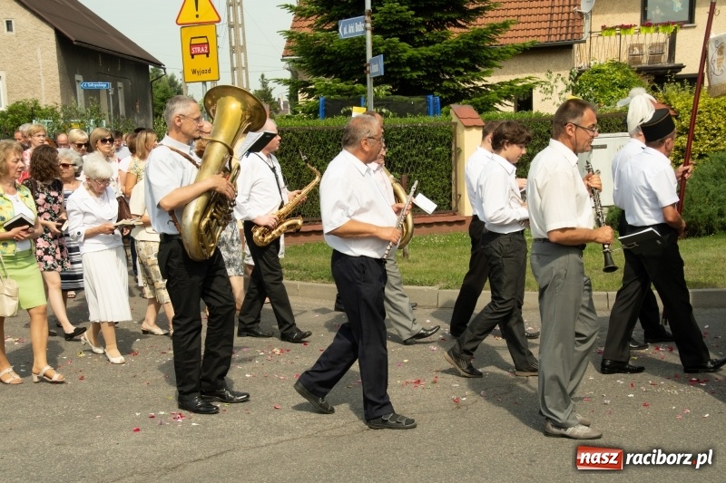 Zdjęcie w galerii na portalu naszraciborz.pl: Boże Ciało w raciborskich parafiach wiadomości z regionu