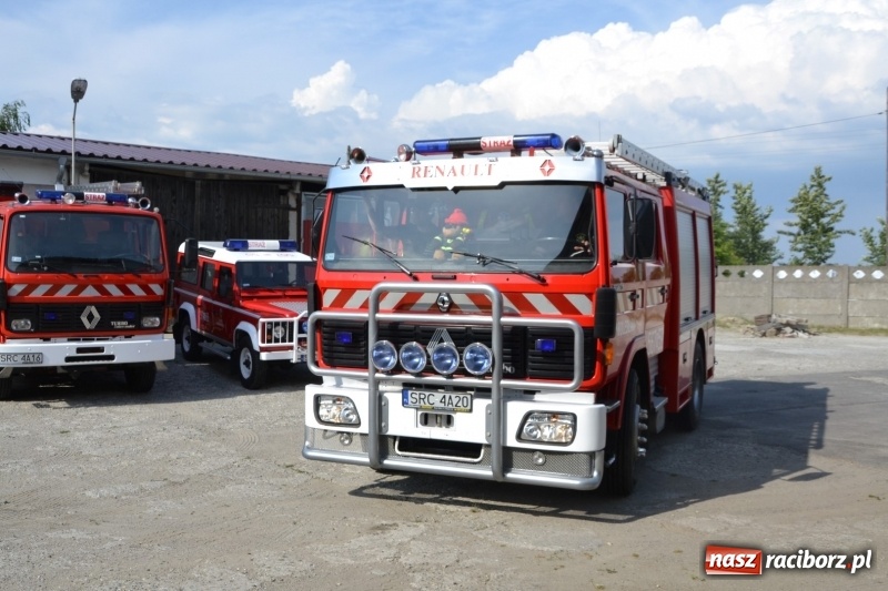 Zdjęcie w galerii na portalu naszraciborz.pl: Strażacy ochotnicy z gminy Krzyżanowice otrzymali nowy sprzęt wiadomości z regionu