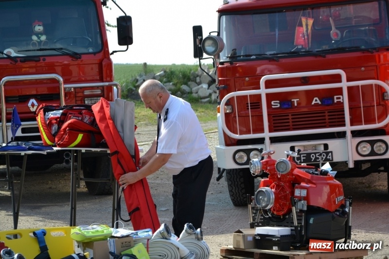 Zdjęcie w galerii na portalu naszraciborz.pl: Strażacy ochotnicy z gminy Krzyżanowice otrzymali nowy sprzęt wiadomości z regionu