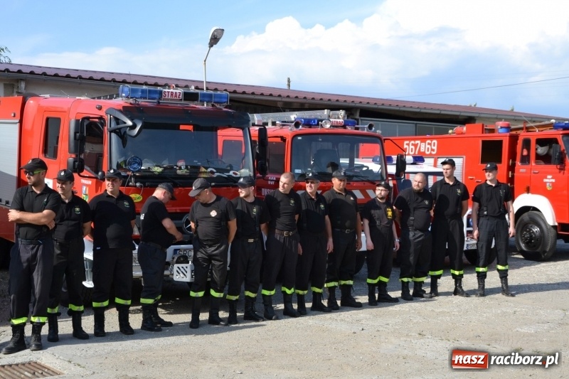 Zdjęcie w galerii na portalu naszraciborz.pl: Strażacy ochotnicy z gminy Krzyżanowice otrzymali nowy sprzęt wiadomości z regionu