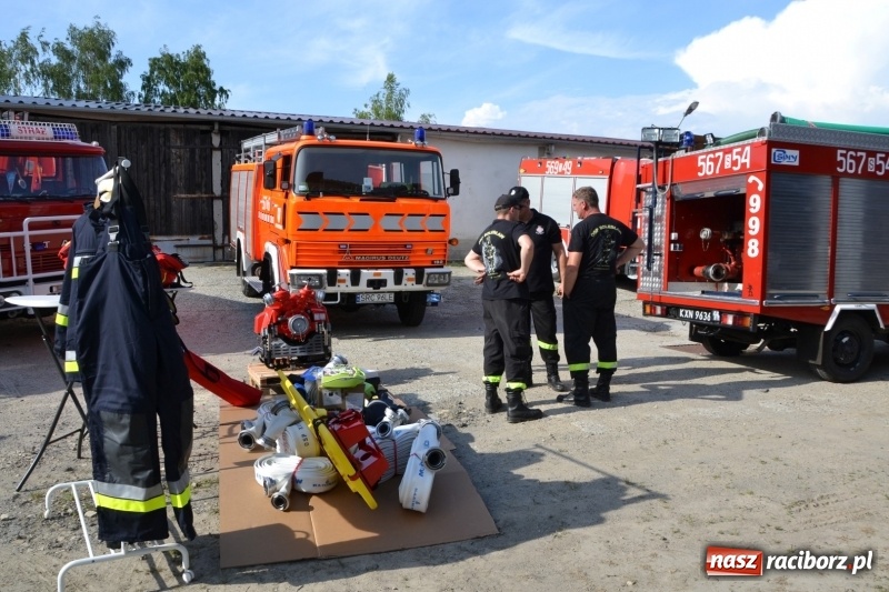 Zdjęcie w galerii na portalu naszraciborz.pl: Strażacy ochotnicy z gminy Krzyżanowice otrzymali nowy sprzęt wiadomości z regionu