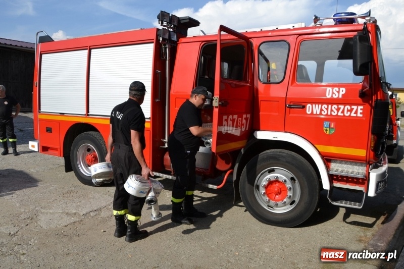 Zdjęcie w galerii na portalu naszraciborz.pl: Strażacy ochotnicy z gminy Krzyżanowice otrzymali nowy sprzęt wiadomości z regionu