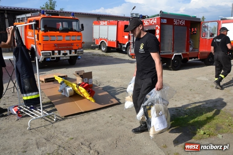 Zdjęcie w galerii na portalu naszraciborz.pl: Strażacy ochotnicy z gminy Krzyżanowice otrzymali nowy sprzęt wiadomości z regionu