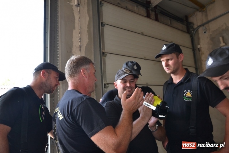 Zdjęcie w galerii na portalu naszraciborz.pl: Strażacy ochotnicy z gminy Krzyżanowice otrzymali nowy sprzęt wiadomości z regionu