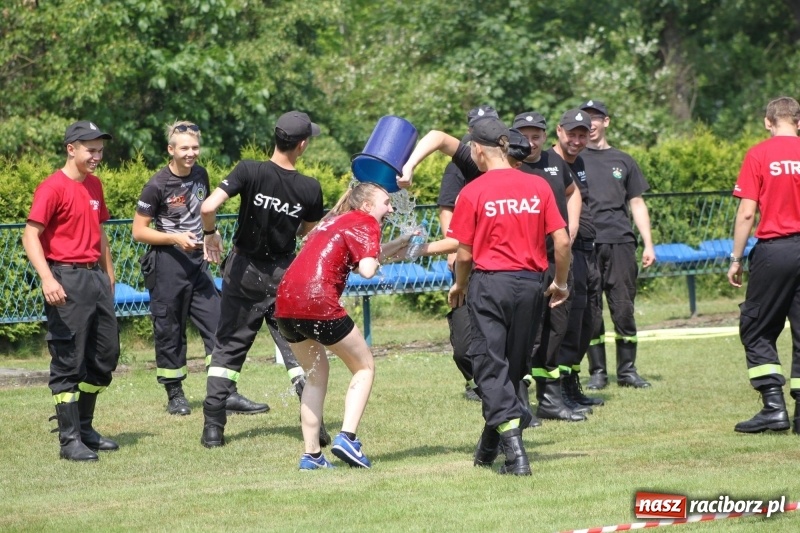 Zdjęcie w galerii na portalu naszraciborz.pl: Młodzieżowe drużyny palanta z Cyprzanowa i Wojnowic szlifują formę  wiadomości z regionu