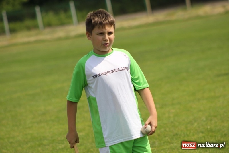 Zdjęcie w galerii na portalu naszraciborz.pl: Młodzieżowe drużyny palanta z Cyprzanowa i Wojnowic szlifują formę  wiadomości z regionu