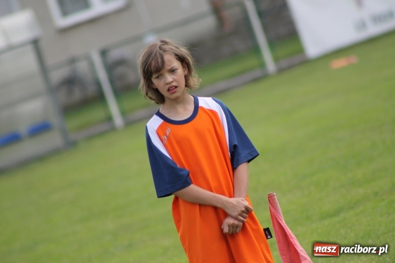 Zdjęcie w galerii na portalu naszraciborz.pl: Młodzieżowe drużyny palanta z Cyprzanowa i Wojnowic szlifują formę  wiadomości z regionu