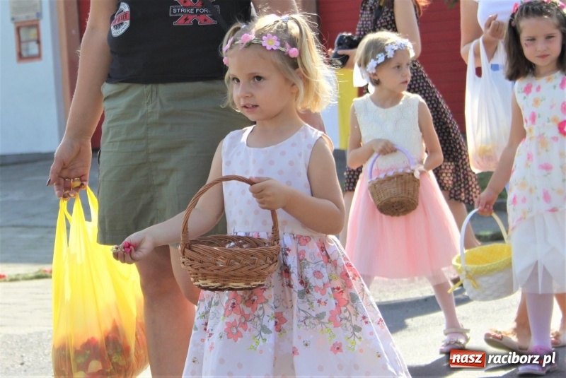 Zdjęcie w galerii na portalu naszraciborz.pl: W Wojnowicach dwa nowe ołtarze na Boże Ciało  wiadomości z regionu