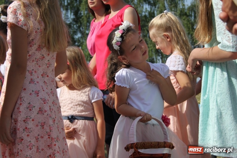 Zdjęcie w galerii na portalu naszraciborz.pl: W Wojnowicach dwa nowe ołtarze na Boże Ciało  wiadomości z regionu