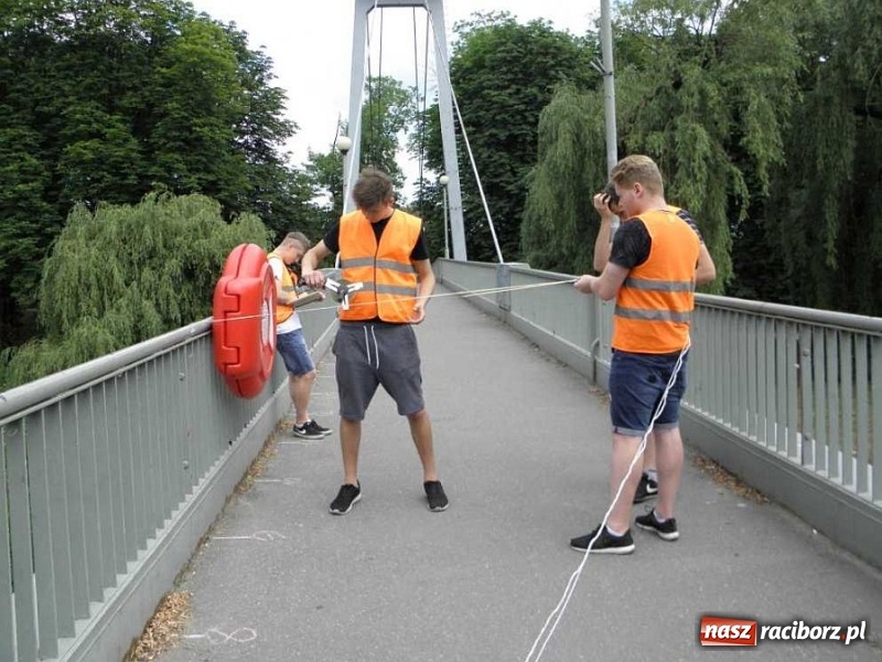 Zdjęcie w galerii na portalu naszraciborz.pl: Uczniowie z Budowlanki wzięli pod lupę Odrę  wiadomości z regionu