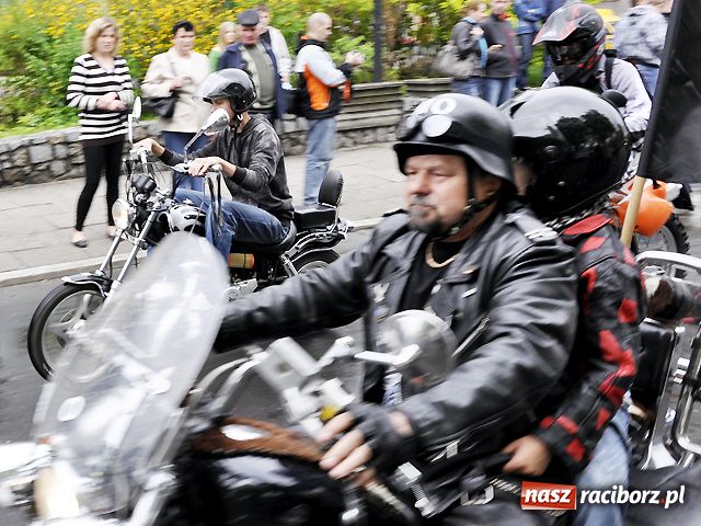 Zdjęcie w galerii na portalu naszraciborz.pl: Parada skromniejsza niż zwykle wiadomości z regionu