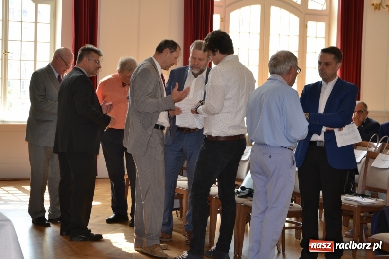 Zdjęcie w galerii na portalu naszraciborz.pl: O kanale Dunaj-Odra-Łaba na forum odrzańskim w Bohuminie wiadomości z regionu