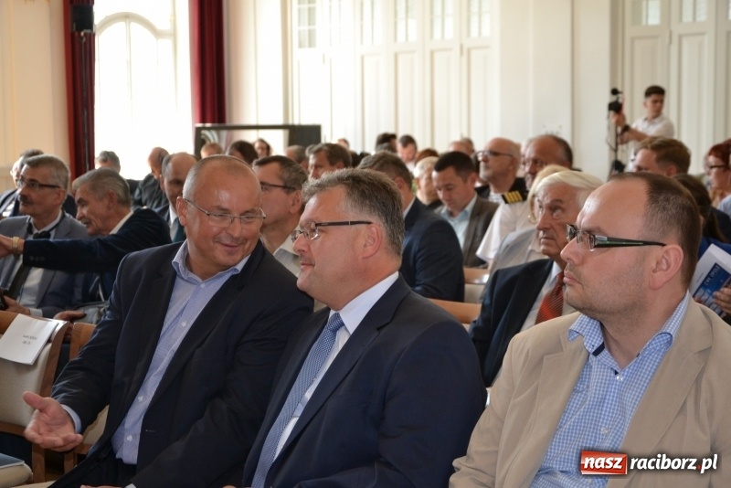 Zdjęcie w galerii na portalu naszraciborz.pl: O kanale Dunaj-Odra-Łaba na forum odrzańskim w Bohuminie wiadomości z regionu