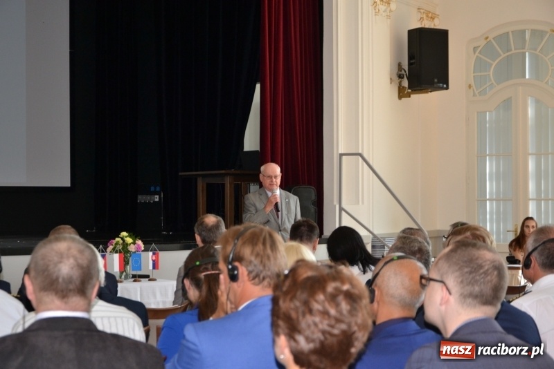 Zdjęcie w galerii na portalu naszraciborz.pl: O kanale Dunaj-Odra-Łaba na forum odrzańskim w Bohuminie wiadomości z regionu