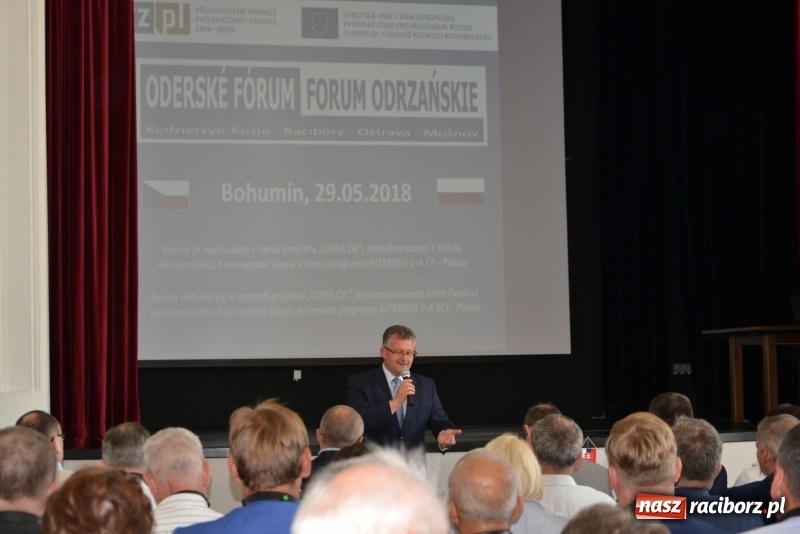 Zdjęcie w galerii na portalu naszraciborz.pl: O kanale Dunaj-Odra-Łaba na forum odrzańskim w Bohuminie wiadomości z regionu