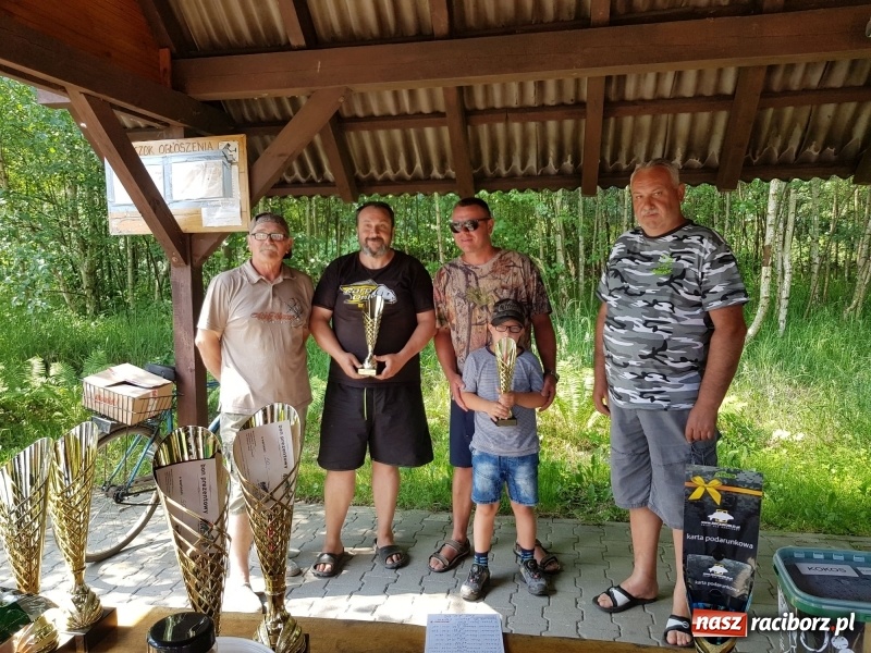 Zdjęcie w galerii na portalu naszraciborz.pl: Na Babiczoku łowili ponad 20-kilogramowe okazy wiadomości z regionu