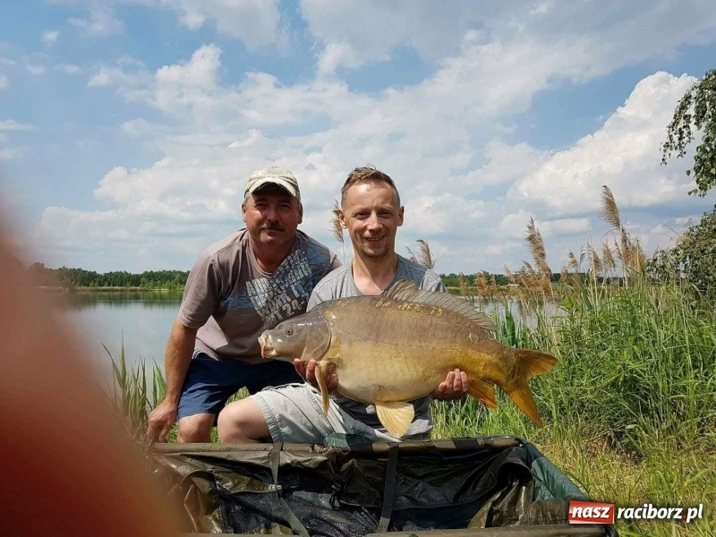 Zdjęcie w galerii na portalu naszraciborz.pl: Na Babiczoku łowili ponad 20-kilogramowe okazy wiadomości z regionu