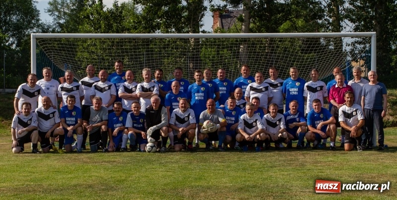 Zdjęcie w galerii na portalu naszraciborz.pl: Nędza kontra Nędza na 110-lecie klubu  wiadomości z regionu