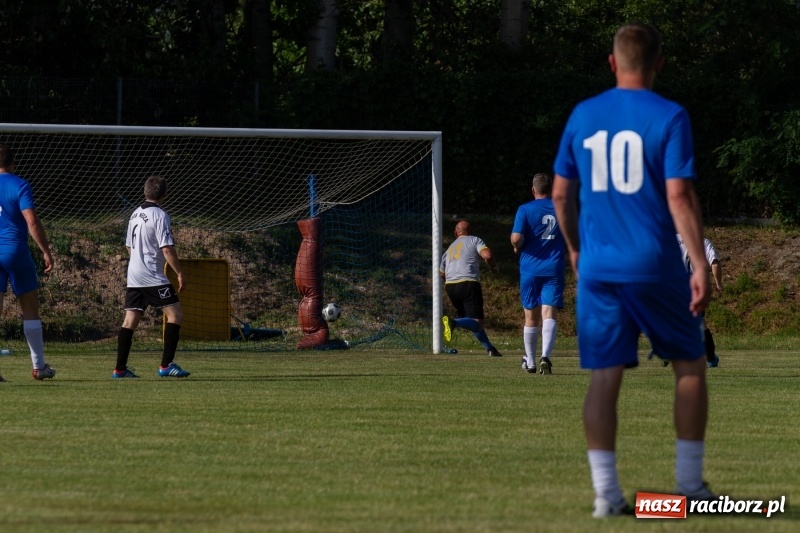 Zdjęcie w galerii na portalu naszraciborz.pl: Nędza kontra Nędza na 110-lecie klubu  wiadomości z regionu