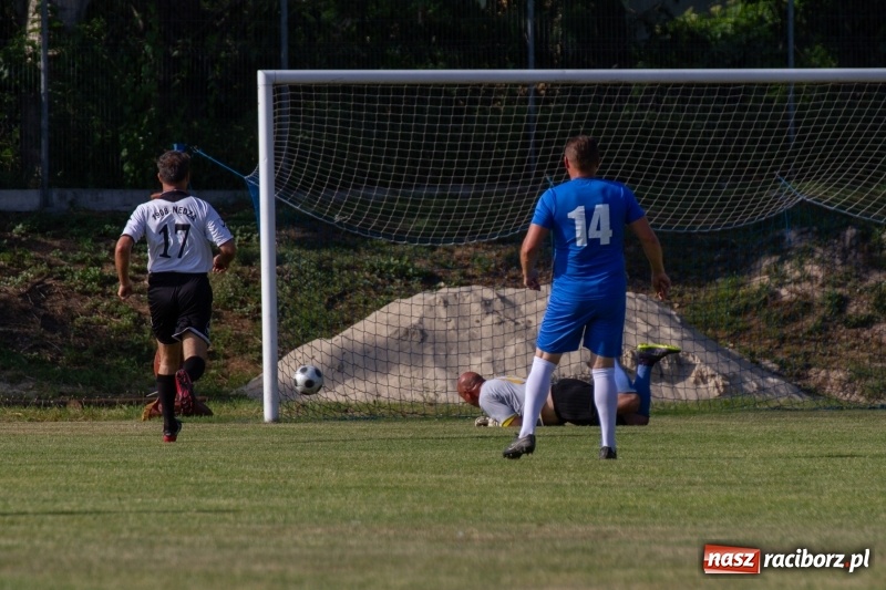 Zdjęcie w galerii na portalu naszraciborz.pl: Nędza kontra Nędza na 110-lecie klubu  wiadomości z regionu
