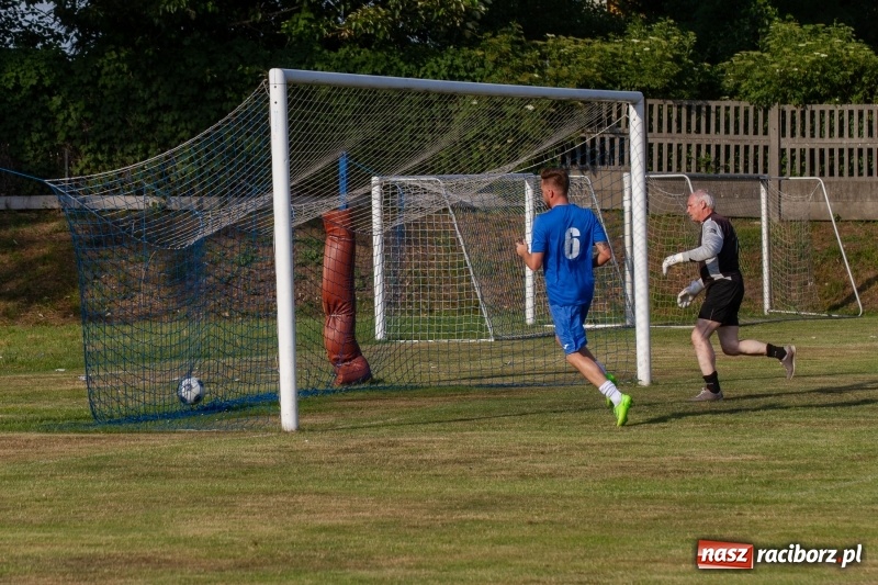Zdjęcie w galerii na portalu naszraciborz.pl: Nędza kontra Nędza na 110-lecie klubu  wiadomości z regionu