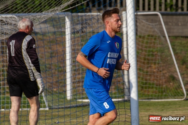 Zdjęcie w galerii na portalu naszraciborz.pl: Nędza kontra Nędza na 110-lecie klubu  wiadomości z regionu