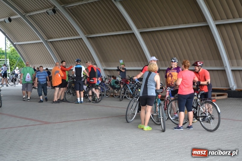 Zdjęcie w galerii na portalu naszraciborz.pl: Wiosenny wiatr i deszcz. Rajd gmin partnerskich po pograniczu  wiadomości z regionu