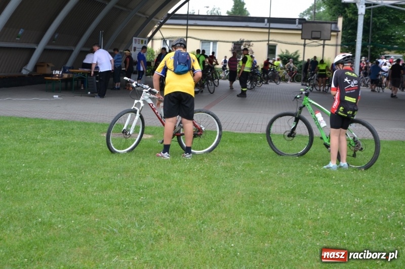 Zdjęcie w galerii na portalu naszraciborz.pl: Wiosenny wiatr i deszcz. Rajd gmin partnerskich po pograniczu  wiadomości z regionu