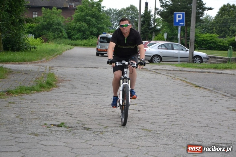 Zdjęcie w galerii na portalu naszraciborz.pl: Wiosenny wiatr i deszcz. Rajd gmin partnerskich po pograniczu  wiadomości z regionu