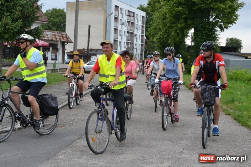 Zdjęcie w galerii na portalu naszraciborz.pl: Wiosenny wiatr i deszcz. Rajd gmin partnerskich po pograniczu  wiadomości z regionu