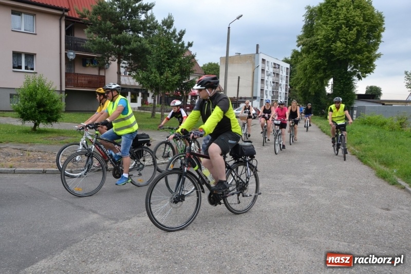 Zdjęcie w galerii na portalu naszraciborz.pl: Wiosenny wiatr i deszcz. Rajd gmin partnerskich po pograniczu  wiadomości z regionu