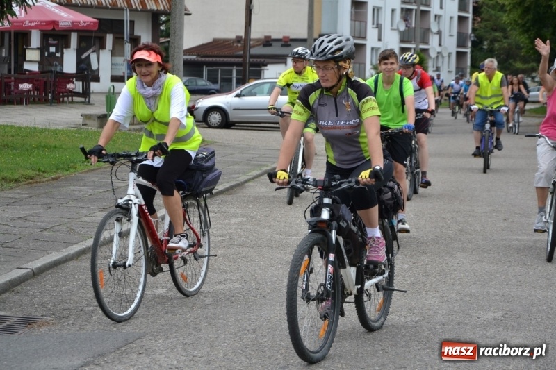 Zdjęcie w galerii na portalu naszraciborz.pl: Wiosenny wiatr i deszcz. Rajd gmin partnerskich po pograniczu  wiadomości z regionu