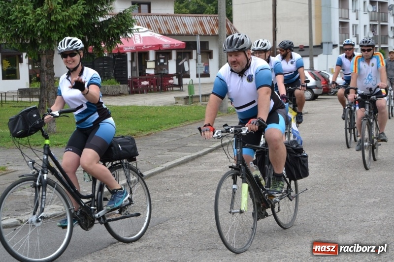 Zdjęcie w galerii na portalu naszraciborz.pl: Wiosenny wiatr i deszcz. Rajd gmin partnerskich po pograniczu  wiadomości z regionu