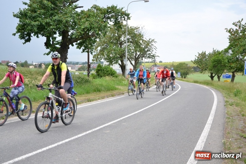 Zdjęcie w galerii na portalu naszraciborz.pl: Wiosenny wiatr i deszcz. Rajd gmin partnerskich po pograniczu  wiadomości z regionu