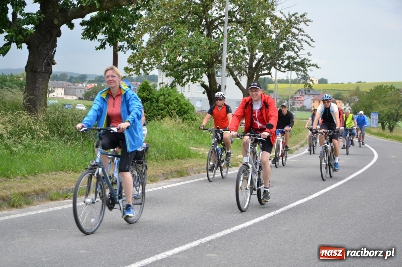 Zdjęcie w galerii na portalu naszraciborz.pl: Wiosenny wiatr i deszcz. Rajd gmin partnerskich po pograniczu  wiadomości z regionu