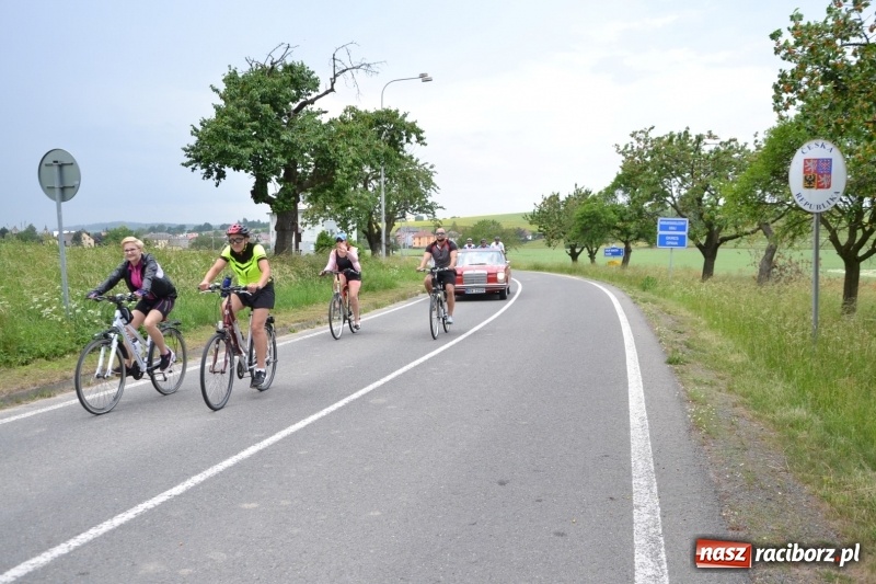 Zdjęcie w galerii na portalu naszraciborz.pl: Wiosenny wiatr i deszcz. Rajd gmin partnerskich po pograniczu  wiadomości z regionu