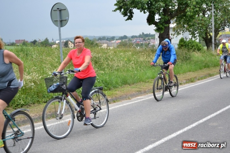 Zdjęcie w galerii na portalu naszraciborz.pl: Wiosenny wiatr i deszcz. Rajd gmin partnerskich po pograniczu  wiadomości z regionu